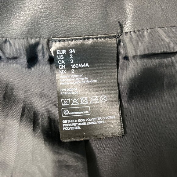 DIVIDED Women 's Black Faux Leather Zip Up Mini Skirt Sz 2 - Picture 8 of 9